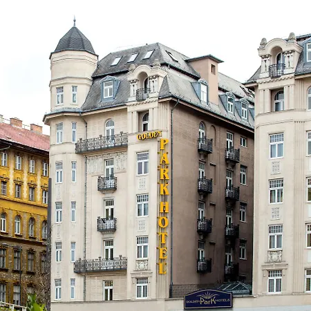 Hotel East