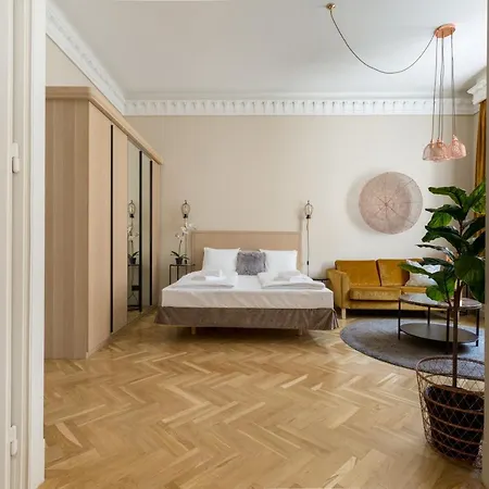 Apartment Danube Dream In The Absolute Center