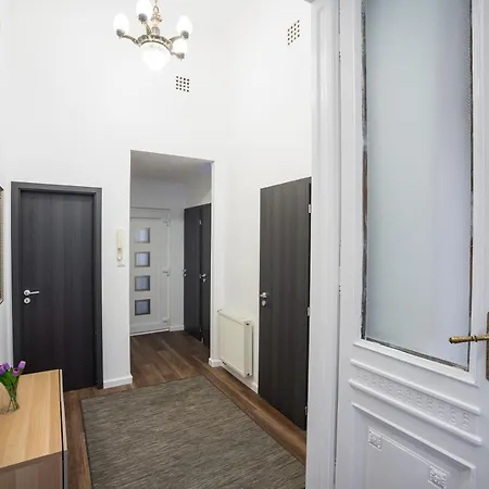 Kálvin 2020 Apartamento