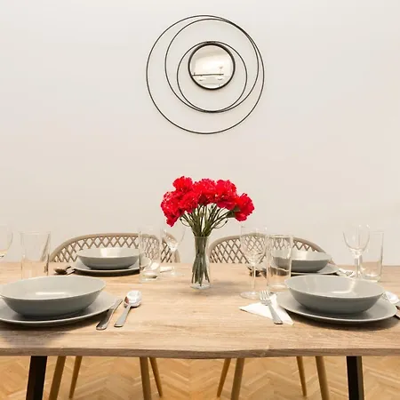 Space And Style In The Heart Of W 2br&2bt בודפשט