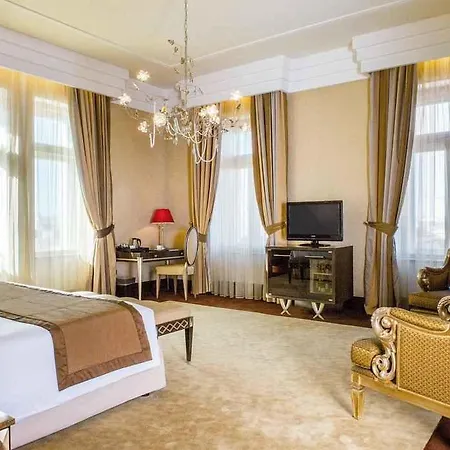 Anantara New York Palace - A Leading Of The World