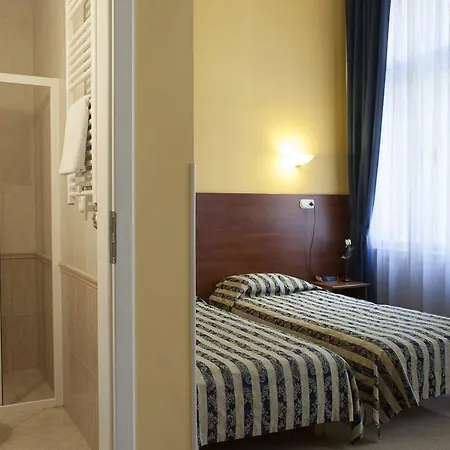 Panorama Hotel 3*