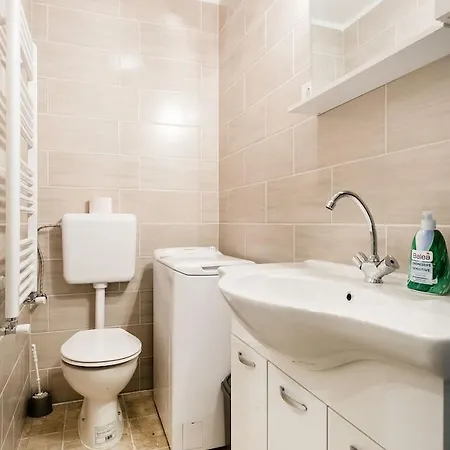 Akacfa Apartman