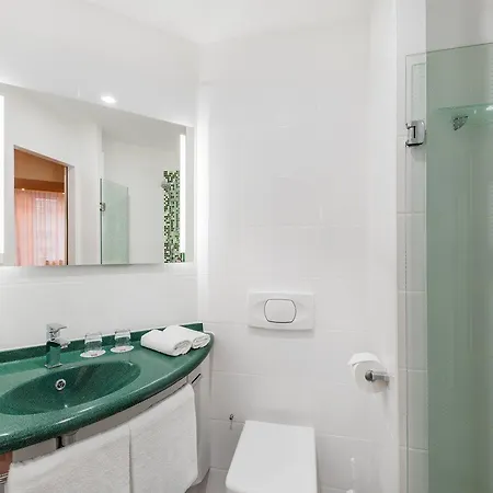 Ibis City 3*