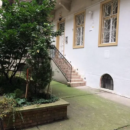 Hotel Platanus