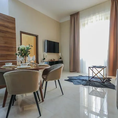 Bengt Dohany Str. Aparthotel *