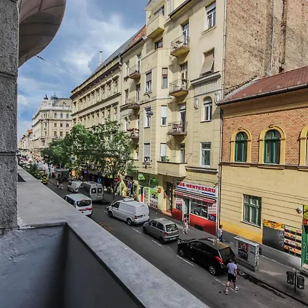 Aparthotel Bengt Dohány Str. *