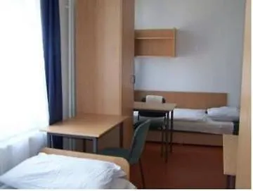 Hotel Flora *
