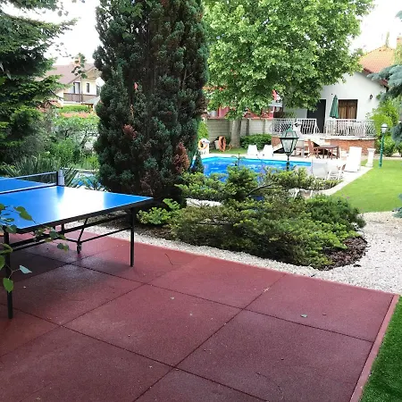 Mercedes Garden Budapest