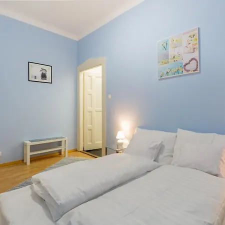 K17 Kinizsi * Budapest