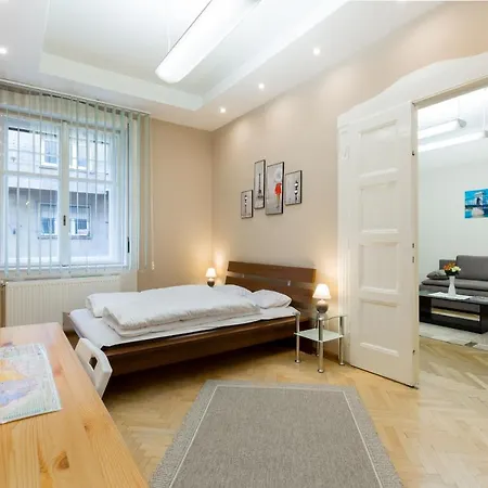 Apartment K17 Kinizsi *