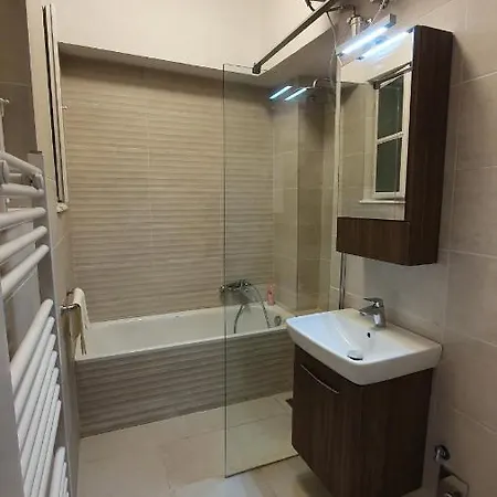 Apartman Modern Parkside Garden View *