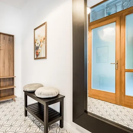 Apartment Roomli Boho Chic Budapest