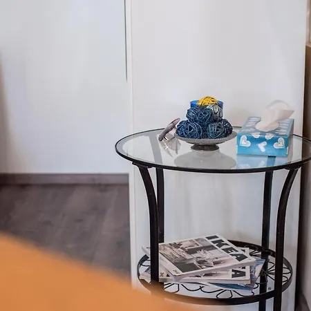Central Quiet Studio B&b, Airport Connection Apartment Budapest