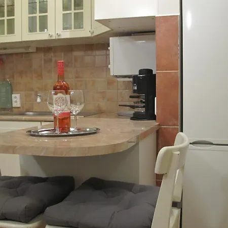 Bmg Basilica Apartment *