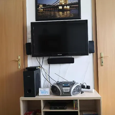 1,5 Szobás Terasszal,közel A Széchenyi Fürdőhöz Apartman