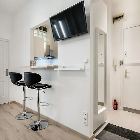 Viktoria Design Apartment *