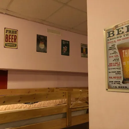 Apartment Whole Basement Former Pub2 For Stag Do, Men's Cave *