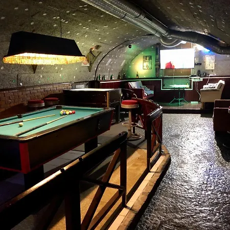 Apartment Whole Basement Former Pub 5 For Stag Do *