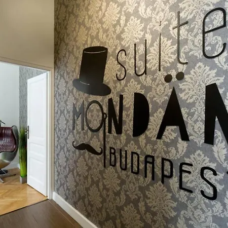 The Mondain Apartment *