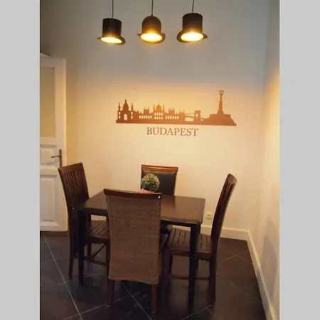 The Mondain Apartment