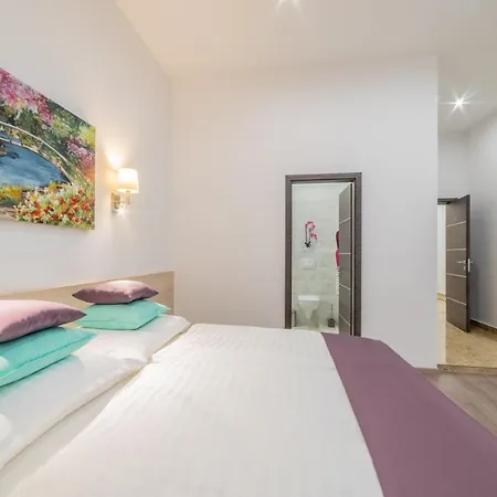 Global Apartmanhotel 4*