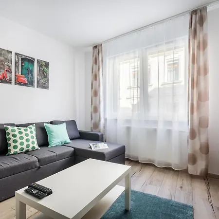 Bpr Brody Street Apartment *