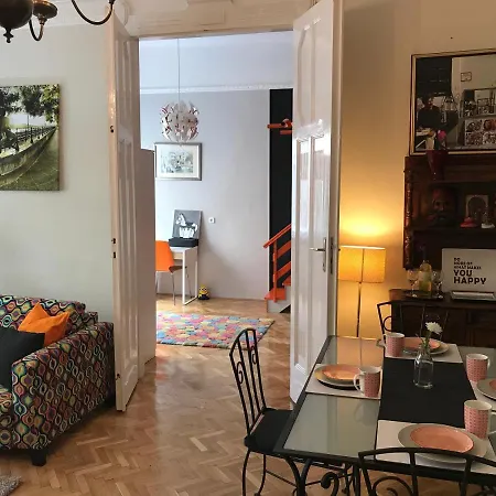 Adel&tamas In Centre Apartment