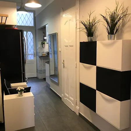 Adel&tamas In Centre Apartment *