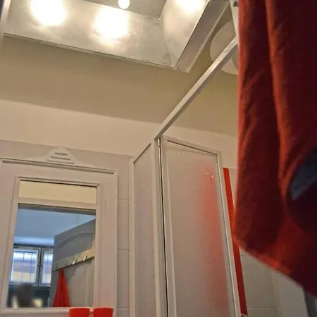 Little Whistle In The Heart Of Jewish District With Ac Apartment