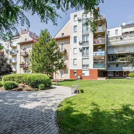 Bpr Galactic Empire With Balcony Apartment *