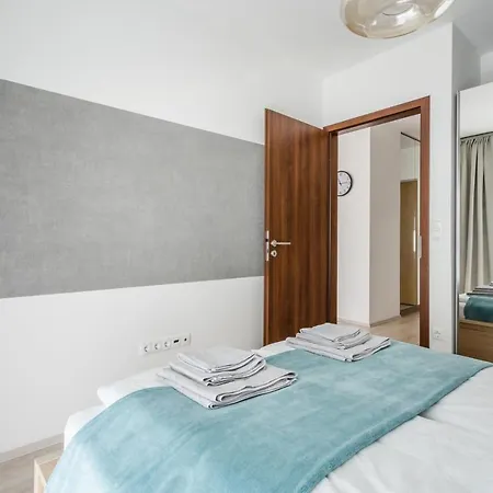 Bpr Galactic Empire With Balcony Apartment Budapest