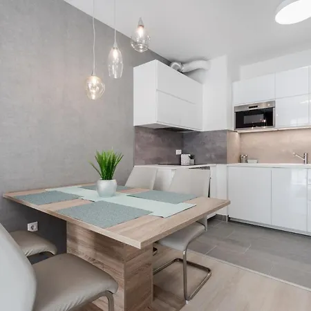 Apartment Bpr Galactic Empire With Balcony Budapest