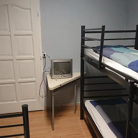 Pillango Munkasszallo Hostel *