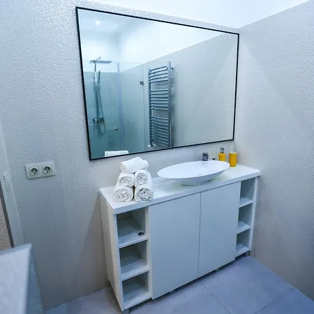 Danube Bank With Sauna/a.c Apartment Budapest