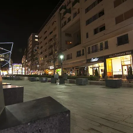 Corvin Center Aparthotel 3*