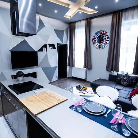Danube Bank With Sauna/a.c Apartamento