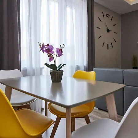 Orangehomes Fantastic 3 Bedrooms Dohany Street Apartment *