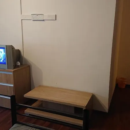 Pillango Munkasszallo * Budapest