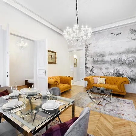 Opera Deluxe Apartman Budapest