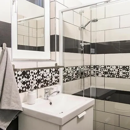 Apartment Astoria Tiny