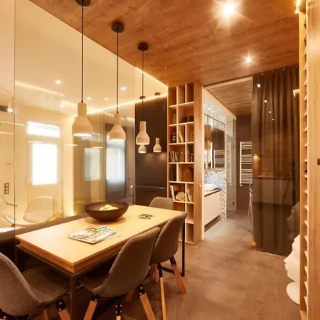 Bpr Woodnest With A/c Apartment *