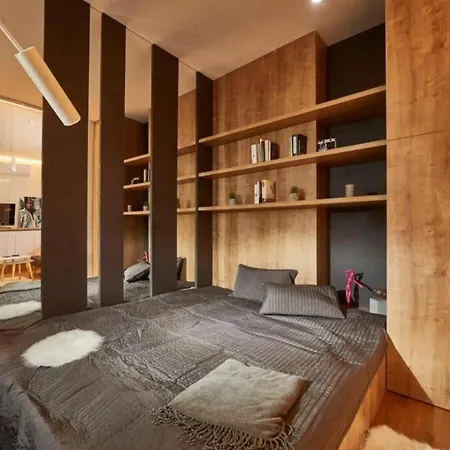 Apartment Bpr Woodnest With A/c *