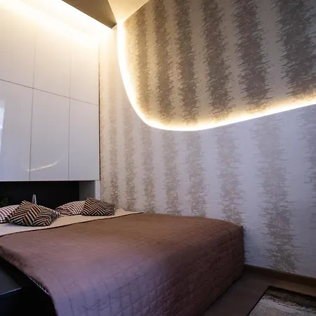 Apartment Danube Bank With Sauna/a.c
