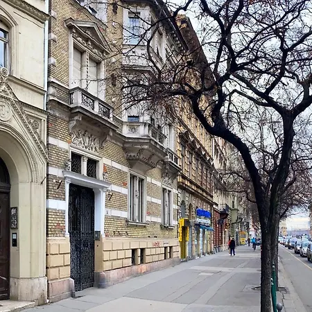 Crystal Downtown Lejlighed Budapest