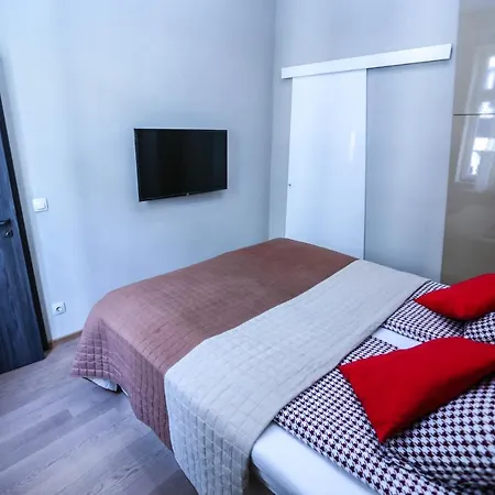 Danube Bank With Sauna/a.c Budapest