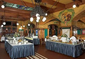 Matyas Hotel 3*