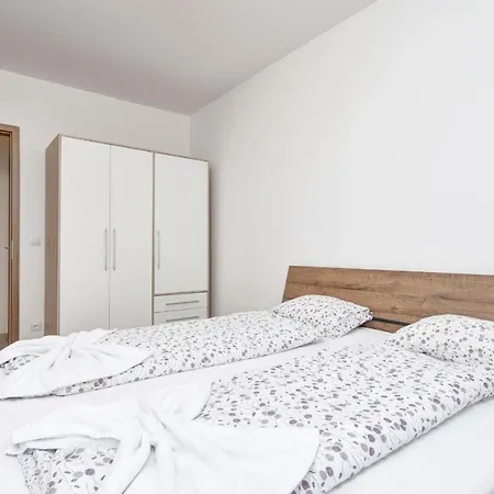 Vision Apartmanhotel 3*