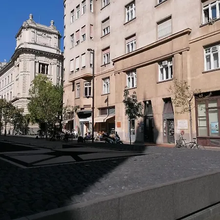 Next Door Appartamento Budapest