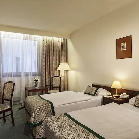 Danubius Hungaria City Center 4* Budapest